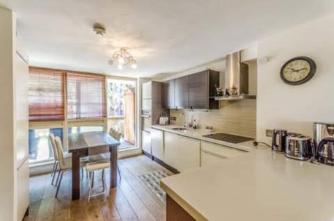 Super Central Beautiful Three Bedroom London Kültér fotó